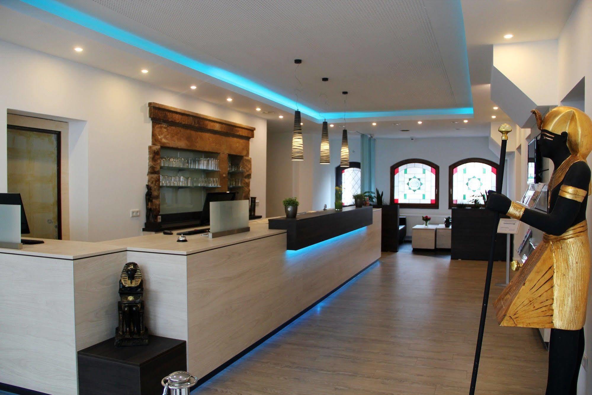 Wali'S Hotel Bielefeld Eksteriør bilde
